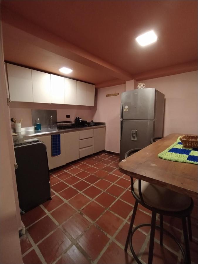 Casa Primavera Hostal メデジン エクステリア 写真